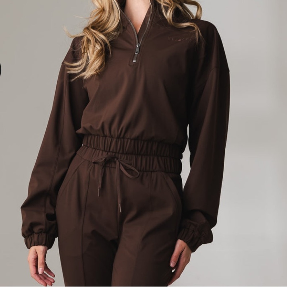 Elegant Brown Women's Quarter-Zip Pullover